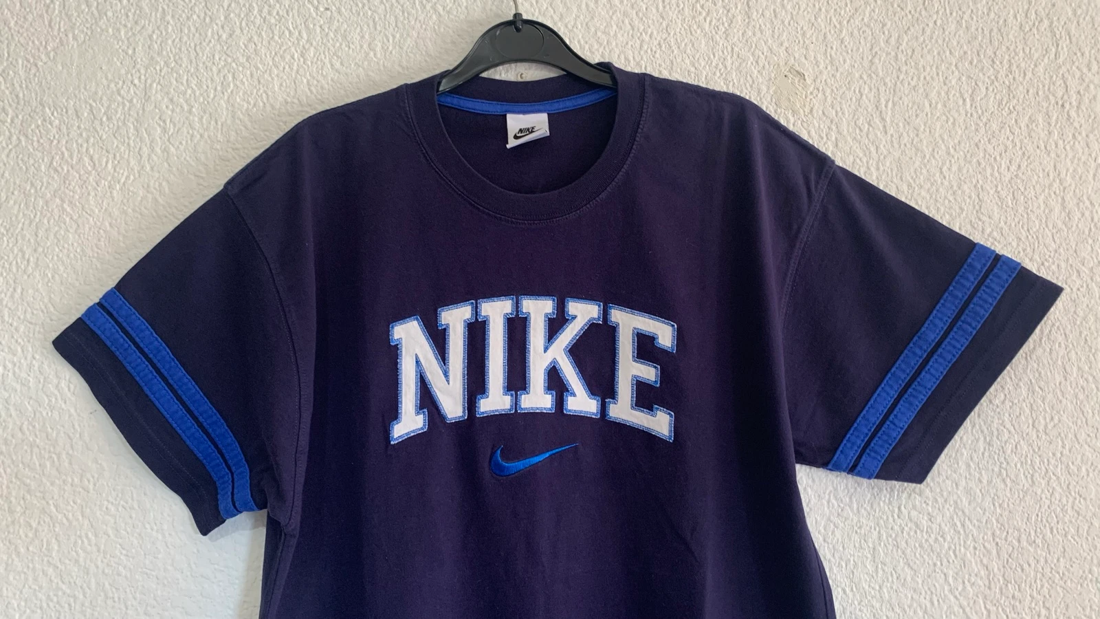 Vintage Nike Sportswear T-shirt in marineblauw – photo 3